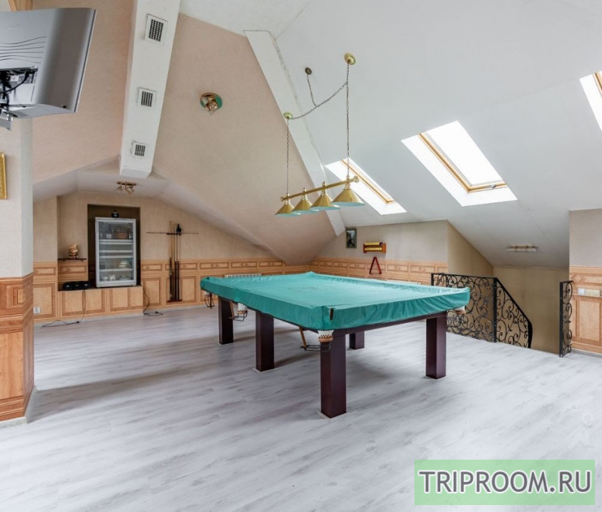 7-я линия В.О. д. 34, 4-комнатная квартира в Санкт-Петербурге посуточно ...